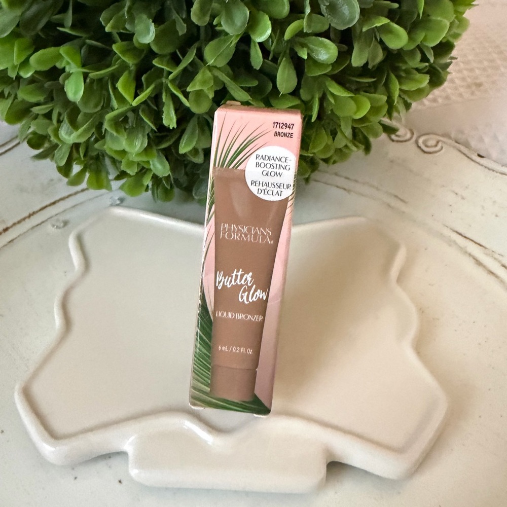 Physicians Formula Butter Glow Liquid Bronzer new